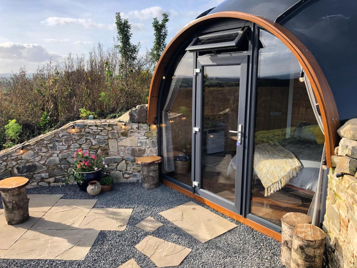 Hilltop Hideaway - Secluded Pod With Private Hot Tub Newry Buitenkant foto